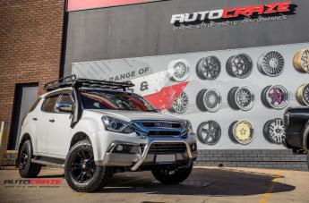 ISUZU DMAX VAPOR MATTE BLACK